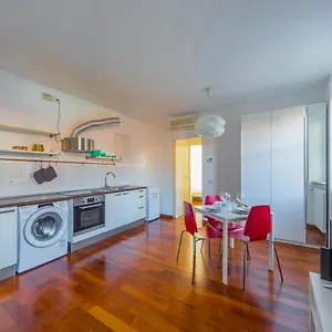 https://cozy-flat-500m-from-affori-fn.it-lombardy.com